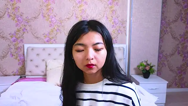 Shy Kira online show from January 2025 12:31:01 PM