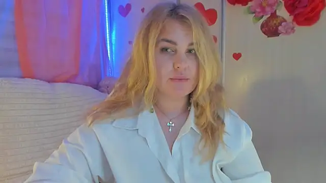 CoraSwon online show from March 2025 12:54:02 AM