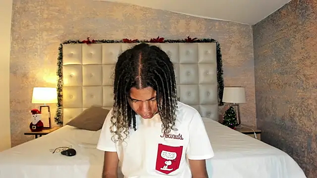 Maxim-Walker online show from January 2026 03:12:02 AM