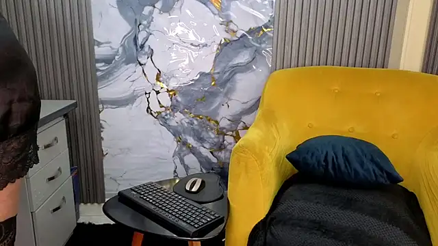 GianellaCox  online show from February 2026 03:08:02 PM