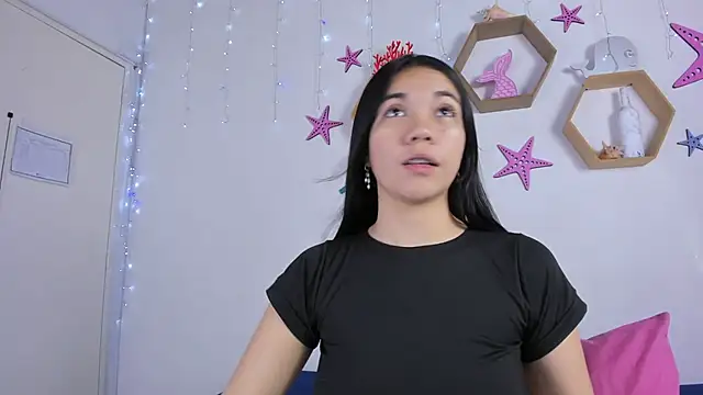 Emiily Parkerr online show from February 2025 02:40:01 AM