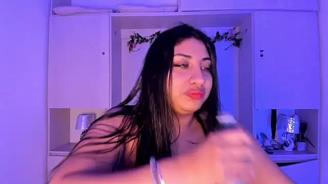 Snapshot of CANDYGABYY chatting on June 2026 08:09:01 PM CANDYGABYY online show from June 2026 08:09:01 PM