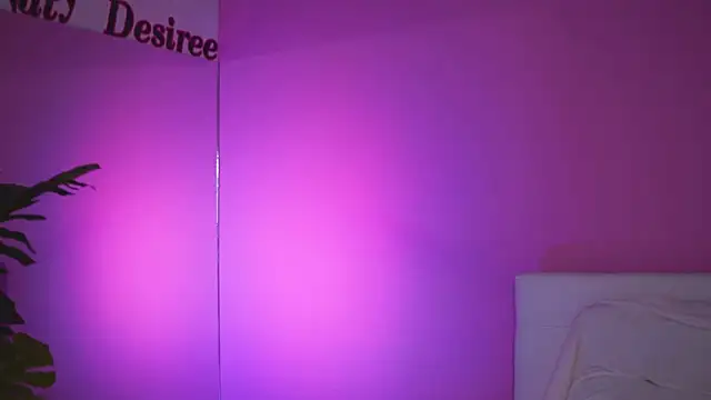 Snapshot of NatyDesiree chatting on March 2025 11:17:01 AM NatyDesiree online show from March 2025 11:17:01 AM