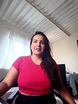 Snapshot of allison-dreams chatting on February 2025 07:33:02 PM allison-dreams online show from February 2025 07:33:02 PM