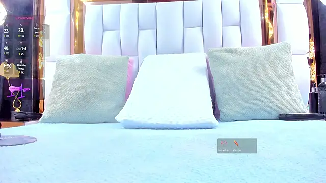 RileySweett online show from November 2025 11:57:02 AM