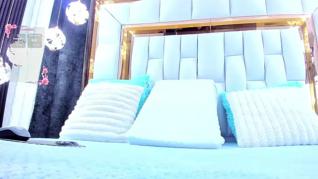 RileySweett online show from February 2026 11:42:02 AM