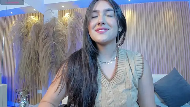 paulina sweett  online show from March 2025 12:23:02 PM