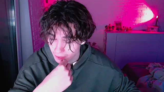 MarkusDean online show from April 2026 07:09:02 PM