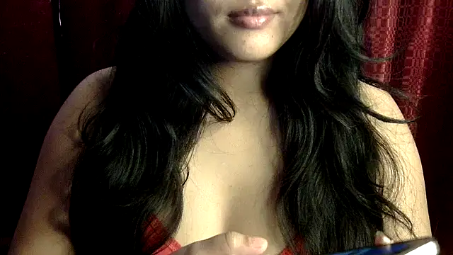 Snapshot of charming_karishma chatting on September 2025 05:28:02 AM charming karishma online show from September 2025 05:28:02 AM