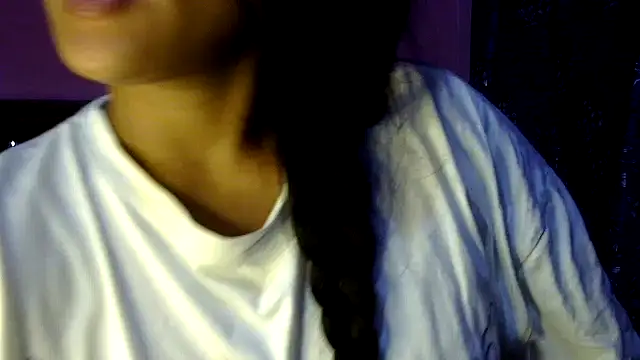 Snapshot of charming_karishma chatting on November 2025 03:56:02 PM charming karishma online show from November 2025 03:56:02 PM