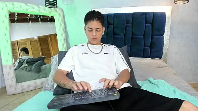 Levy Steve online show from November 2025 08:46:02 AM