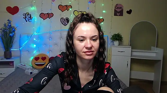 Snapshot of KaraCriegs chatting on February 2025 09:49:01 PM KaraCriegs online show from February 2025 09:49:01 PM