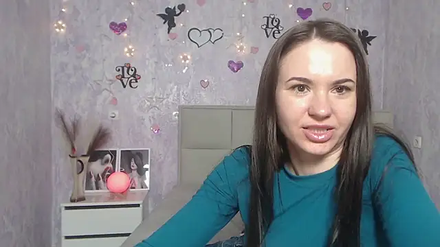 Snapshot of KaraCriegs chatting on March 2025 12:29:01 AM KaraCriegs online show from March 2025 12:29:01 AM
