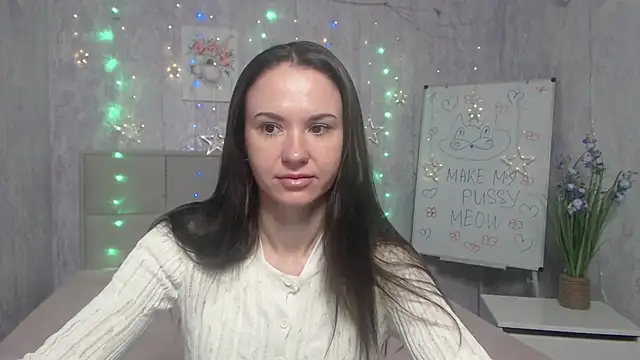 Snapshot of KaraCriegs chatting on September 2025 05:51:02 PM KaraCriegs online show from September 2025 05:51:02 PM