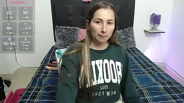 Iris love18 online show from March 2025 08:32:01 PM