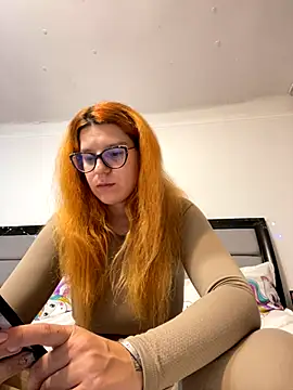 NadiraNoor online show from December 2024 07:11:02 PM