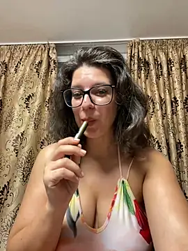 Snapshot of NadiraNoor chatting on June 2026 10:55:01 PM NadiraNoor online show from June 2026 10:55:01 PM