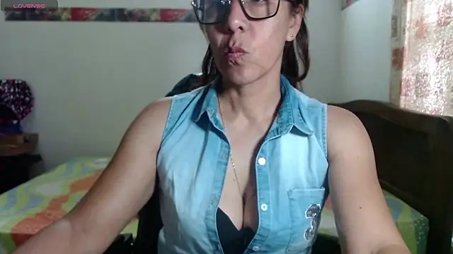 Snapshot of horny_paty chatting on April 2026 01:15:01 PM horny paty online show from April 2026 01:15:01 PM
