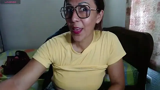 Snapshot of horny_paty chatting on May 2026 07:19:02 PM horny paty online show from May 2026 07:19:02 PM