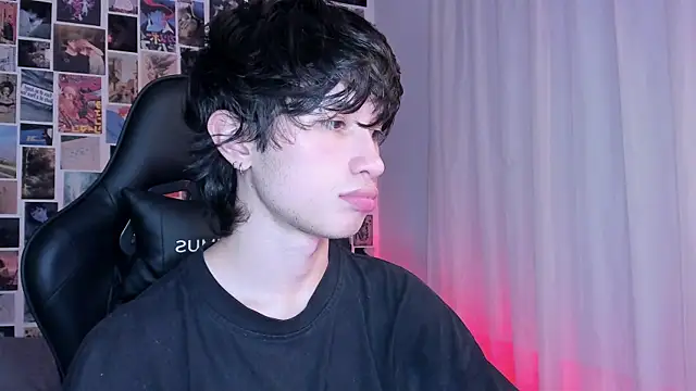 liamelf online show from February 2025 05:19:02 AM