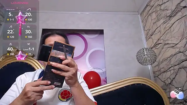 Snapshot of karito_mature17 chatting on November 2025 11:21:02 AM karito mature17 online show from November 2025 11:21:02 AM