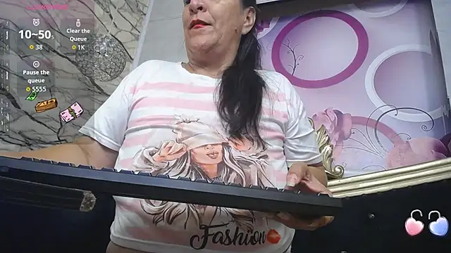 Snapshot of karito_mature17 chatting on May 2026 11:28:01 AM karito mature17 online show from May 2026 11:28:01 AM