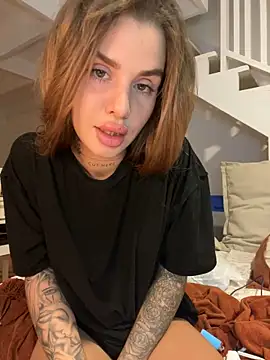 EmiliaCatalina online show from February 2025 03:34:02 AM