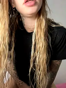 EmiliaCatalina online show from October 2025 12:52:02 AM