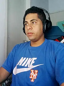 Snapshot of ElferXXX chatting on February 2025 03:45:01 AM ElferXXX online show from February 2025 03:45:01 AM