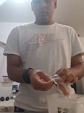 Snapshot of ElferXXX chatting on January 2026 03:38:01 PM ElferXXX online show from January 2026 03:38:01 PM