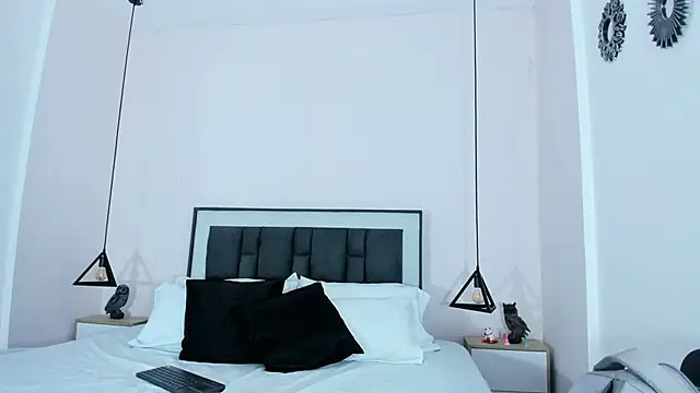 victoria cooper3 online show from November 2025 09:42:01 AM