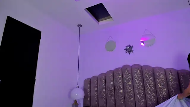 victoria cooper3 online show from February 2026 12:06:02 PM