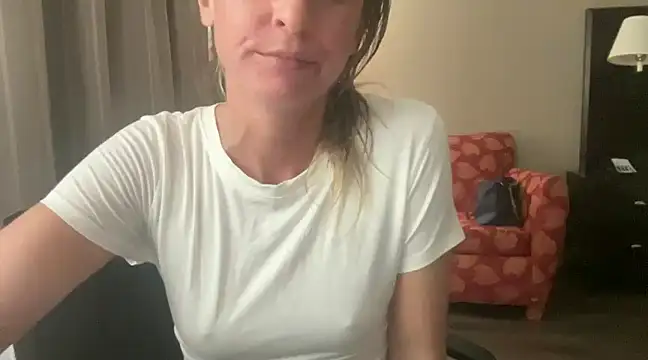 Snapshot of Aggbb chatting on January 2025 03:26:01 PM Aggbb online show from January 2025 03:26:01 PM