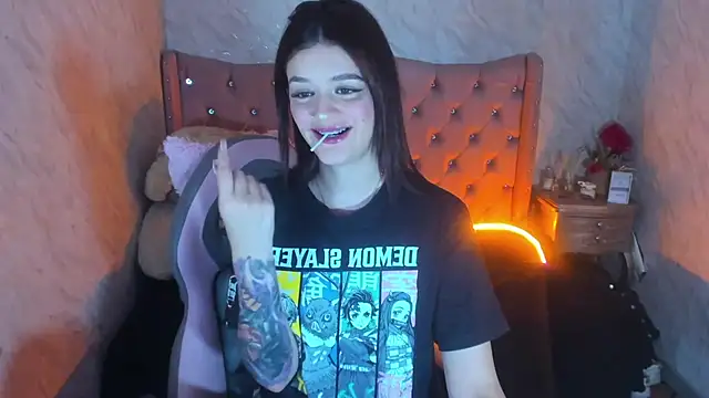 LiaHarryis online show from January 2025 05:04:01 PM