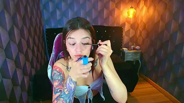 LiaHarryis online show from March 2026 04:01:01 PM