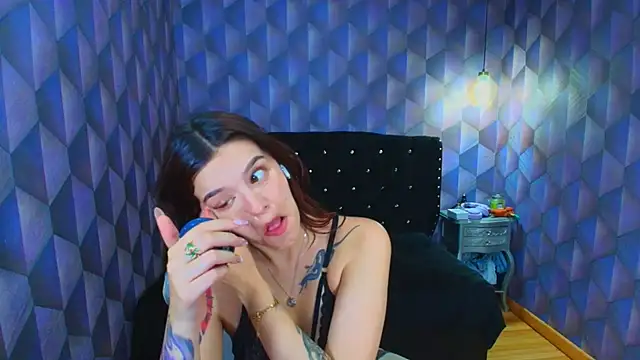 Snapshot of LiaHarryis chatting on May 2026 07:22:01 PM LiaHarryis online show from May 2026 07:22:01 PM