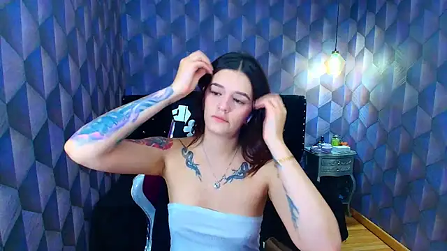 Snapshot of LiaHarryis chatting on May 2026 07:10:01 PM LiaHarryis online show from May 2026 07:10:01 PM
