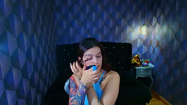 Snapshot of LiaHarryis chatting on May 2026 05:18:02 PM LiaHarryis online show from May 2026 05:18:02 PM