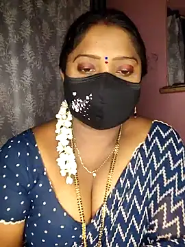 Snapshot of vani-09 chatting on February 2025 04:58:02 PM vani-09 online show from February 2025 04:58:02 PM