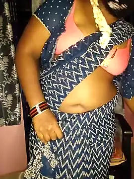 Snapshot of vani-09 chatting on February 2025 08:03:02 PM vani-09 online show from February 2025 08:03:02 PM