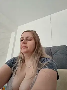 Snapshot of Lady_nice_cat chatting on May 2026 05:59:02 AM Lady nice cat online show from May 2026 05:59:02 AM