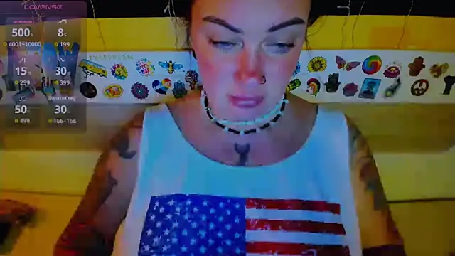 EllieOz online show from September 2025 05:13:02 PM