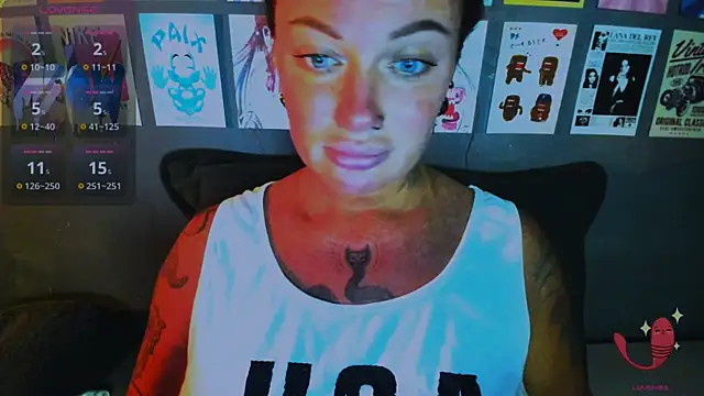 EllieOz online show from April 2026 04:52:01 PM