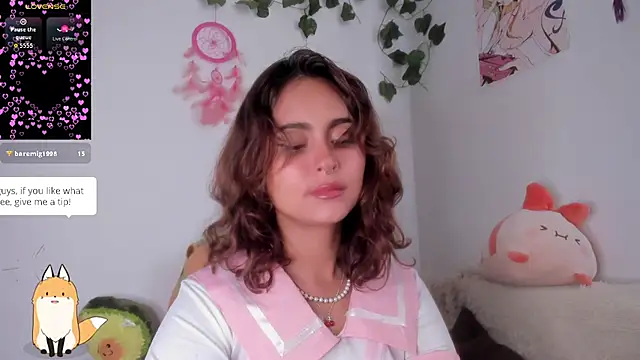 Violette-Ramirez01 online show from October 2025 09:15:02 PM