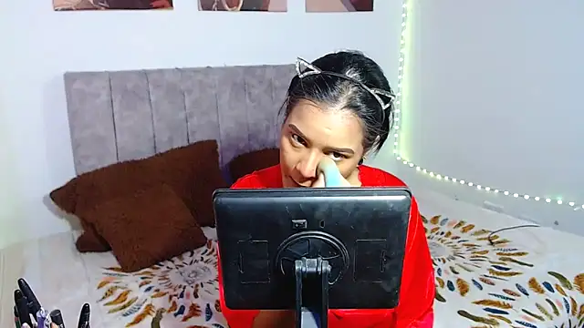 JossieGrey online show from December 2024 11:29:01 AM