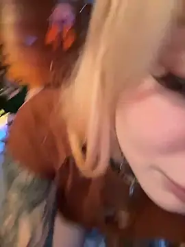 Stella-Kink online show from January 2025 03:43:01 PM