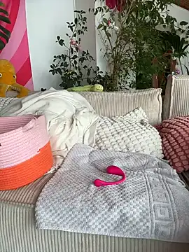 Stella-Kink online show from March 2025 09:56:01 AM