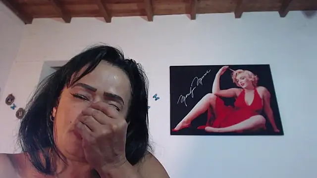 seleneh online show from February 2025 11:53:02 PM