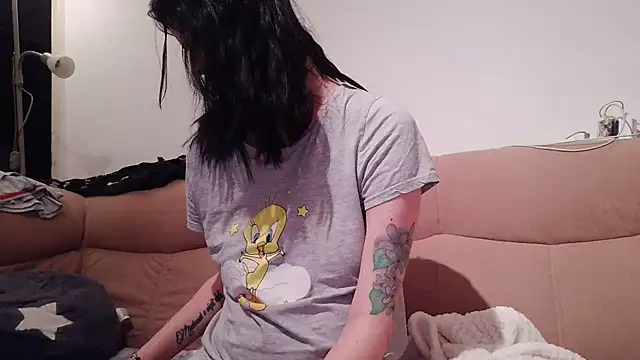 LauraBaby online show from December 2024 07:16:02 PM