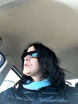 LauraBaby online show from March 2025 10:44:02 AM